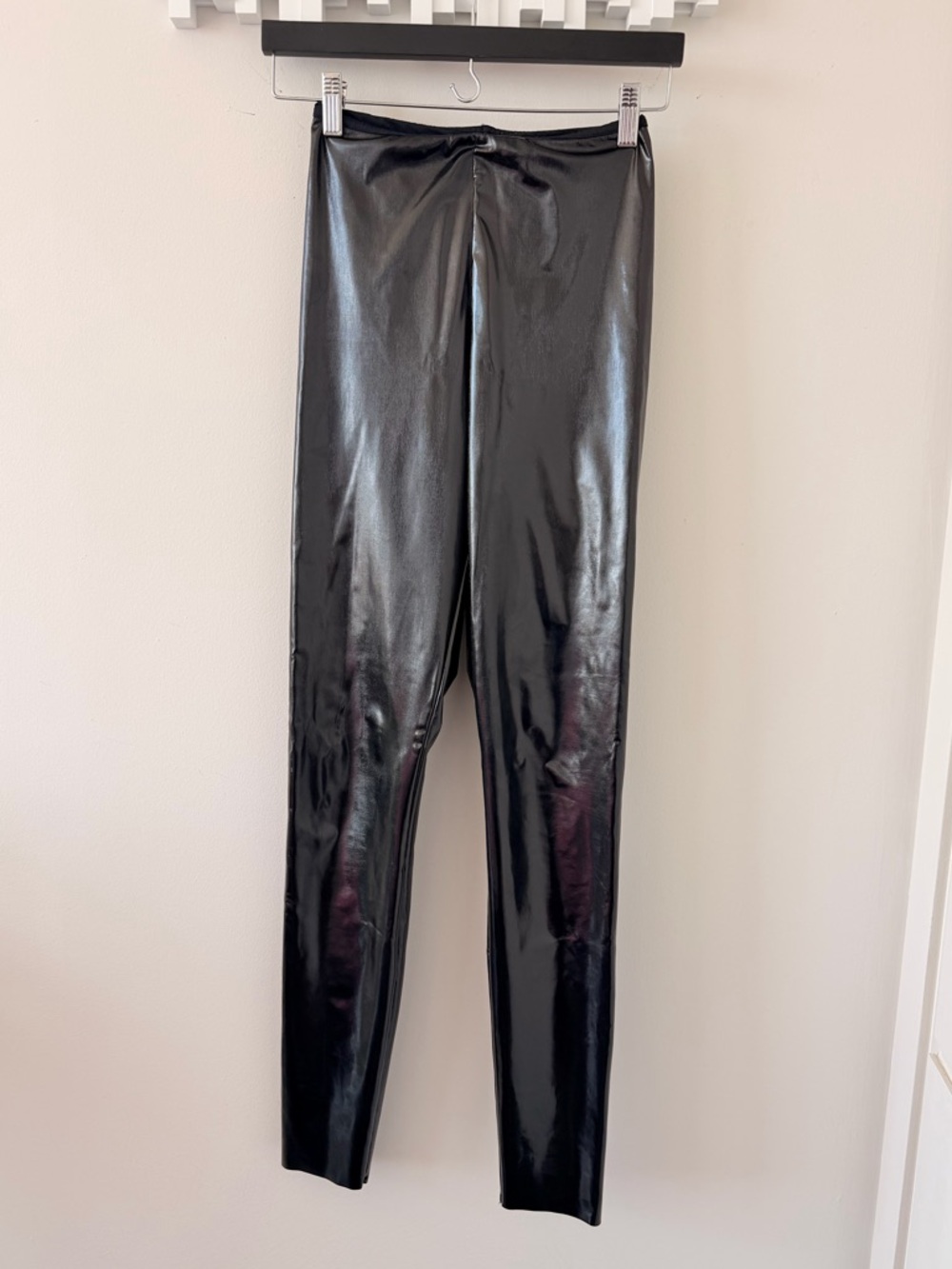 Wilfred Free Black Shiny Faux Leather Leggings
